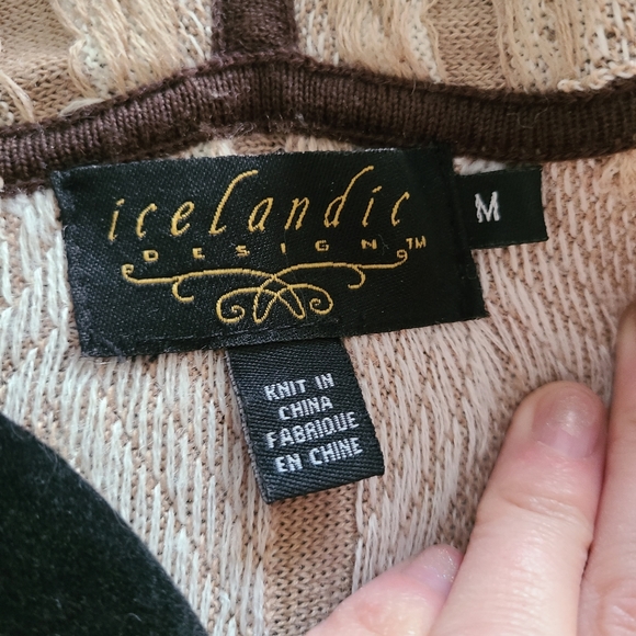 Icelandic Designs gingerbread knit sweater - Picture 2 of 5